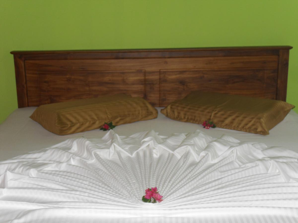 Bee Nest Bed & Breakfast Негомбо Экстерьер фото