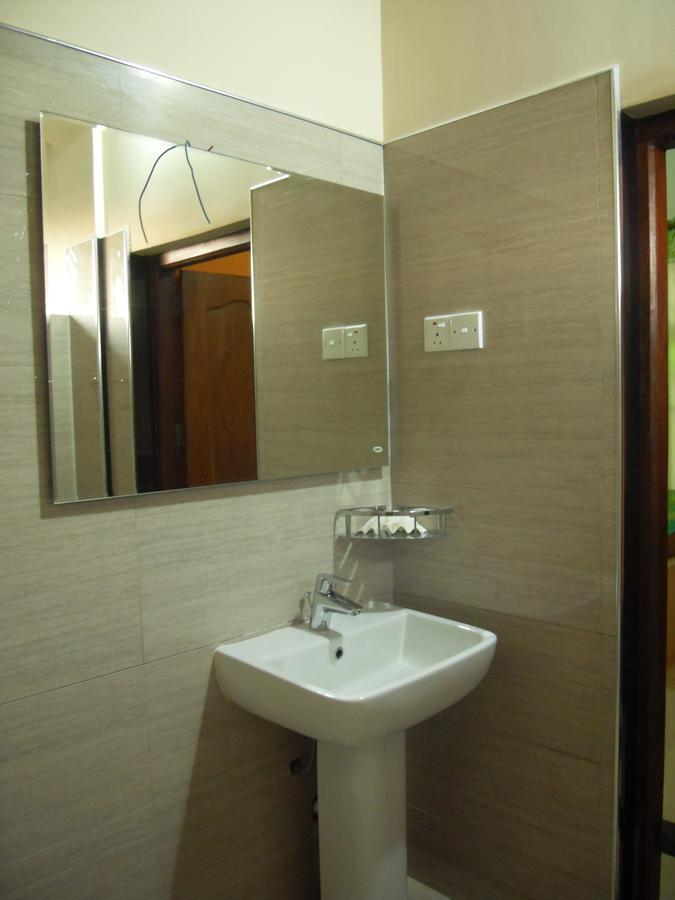Bee Nest Bed & Breakfast Негомбо Экстерьер фото